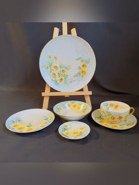 Vtg Porcelain Single Service for One Daisy Design Bavaria Germany Six Items